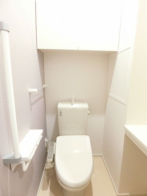メゾン山手のトイレ写真