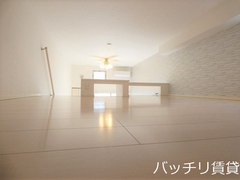 その他部屋・スペース　画像は別号室タイプの為、現状を優先致します。