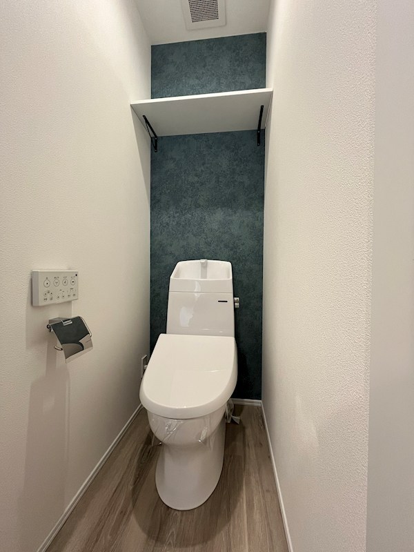 ＪＲ筑豊本線 中間駅 徒歩10分 2階建 築2年のトイレ写真