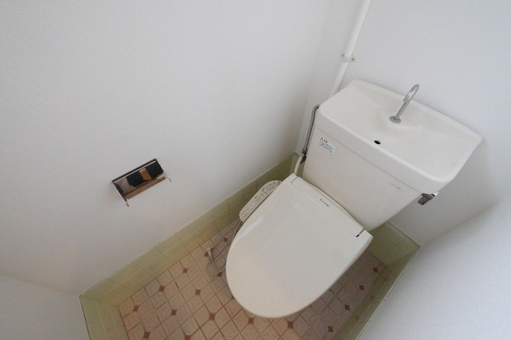 大生アパートのトイレ写真