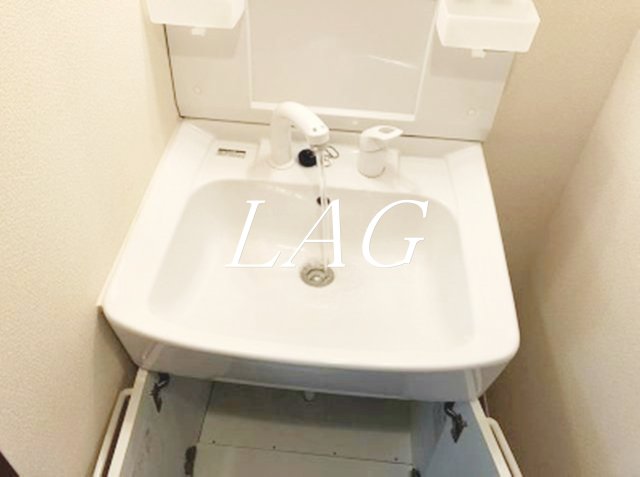 洗面設備　洗面台です。