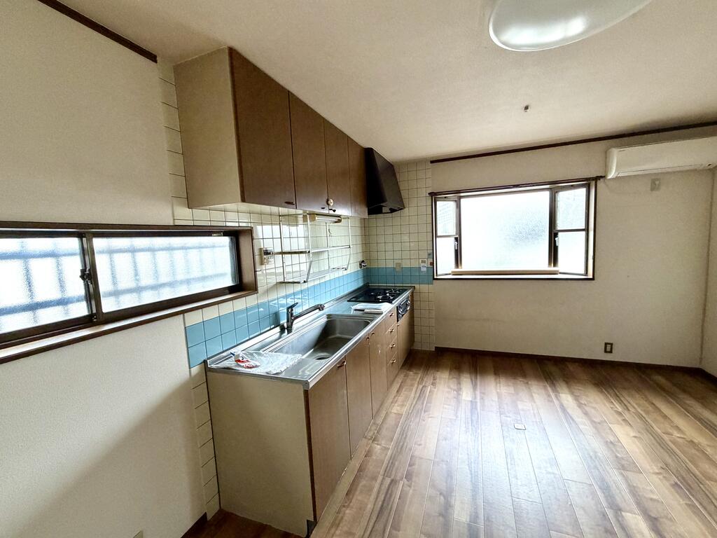 上田2丁目戸建貸家のキッチン写真