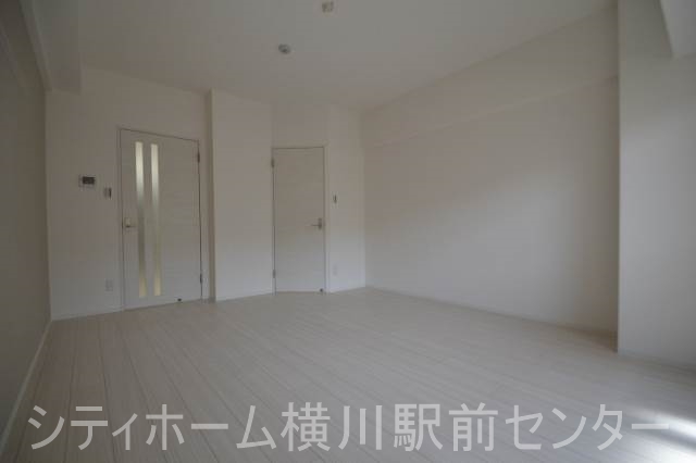 Laviere大手町の居間写真