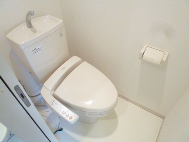 トイレ　★お部屋探しは株式会社タウンハウジング東京まで★