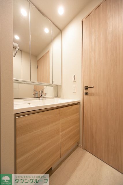 洗面設備　※写真は同タイプ住戸です。