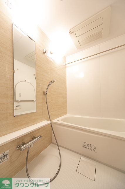 バス・シャワールーム　※写真は同タイプ住戸です。