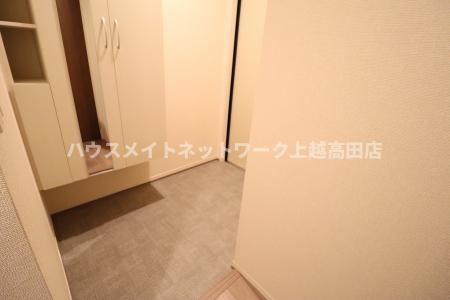 サニーガーデンの玄関写真