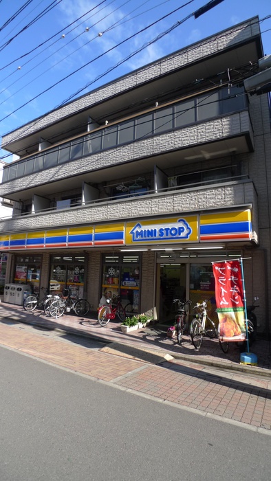 リュミエ越谷本町の周辺写真