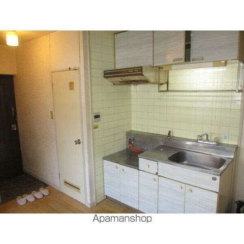 ＪＲ鹿児島本線 竹下駅 徒歩5分 4階建 築40年のキッチン写真