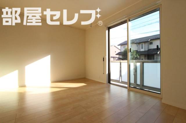 SUNHEIM NAGAOSAの居間写真