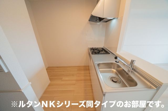 ＪＲ東海道本線 藤枝駅 徒歩23分 2階建 新築のキッチン写真