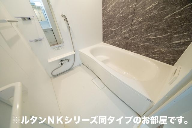ＪＲ東海道本線 藤枝駅 徒歩23分 2階建 新築の風呂写真