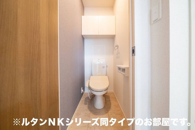 ＪＲ東海道本線 藤枝駅 徒歩23分 2階建 新築のトイレ写真
