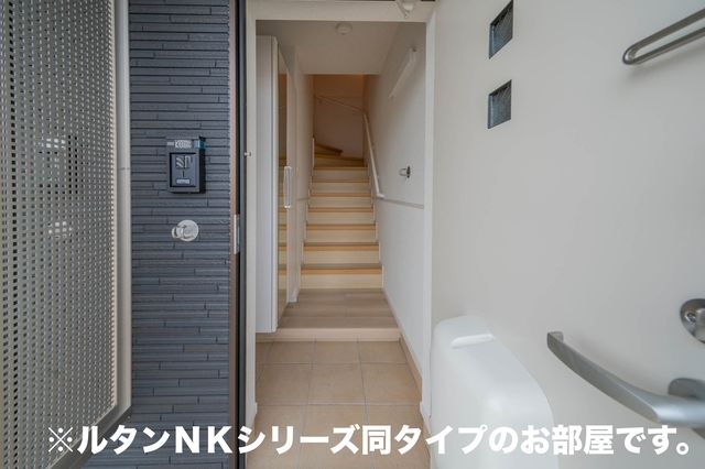 ＪＲ東海道本線 藤枝駅 徒歩23分 2階建 新築の玄関写真