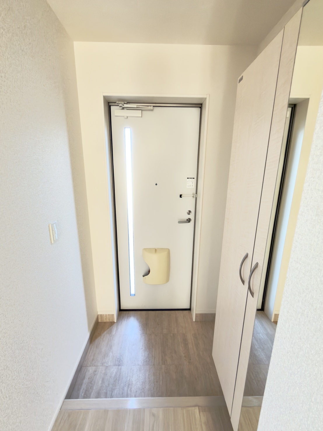 ＪＲ筑豊本線 二島駅 徒歩24分 2階建 築7年の玄関写真