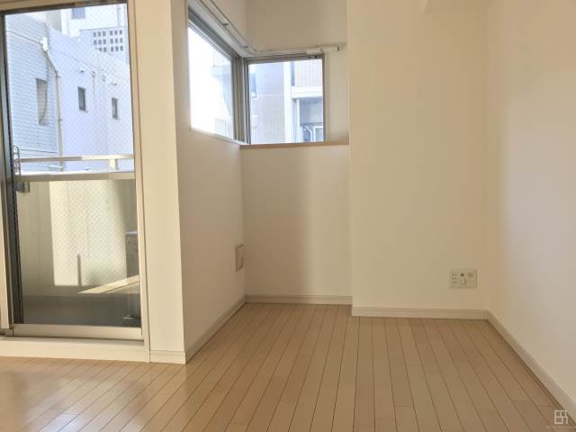 その他部屋・スペース　セミダブルベッドも置ける