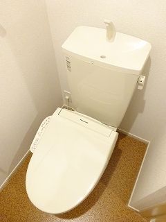 フルールのトイレ写真