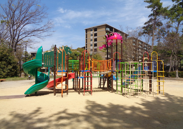 公園　藤白公園（公園）まで859m