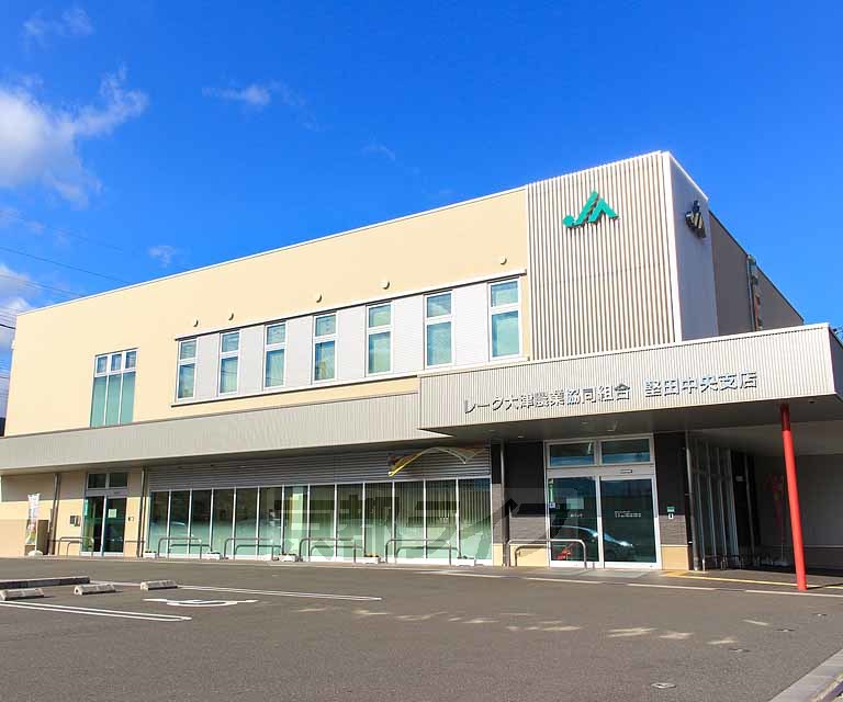 ドラックストア　ウエルシア大津唐崎店（ドラッグストア）まで267m