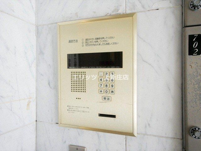 セキュリティ　エントランス