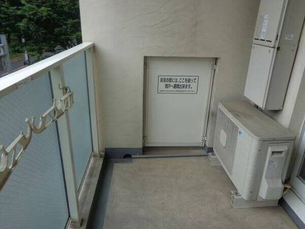 地下鉄名城線 久屋大通駅 徒歩4分 13階建 築21年の内装写真