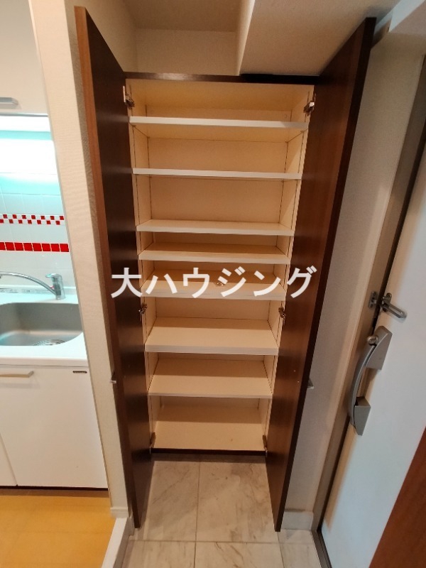 ステージファースト戸越銀座の玄関写真