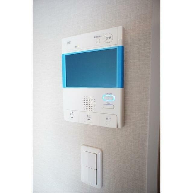 セキュリティ　TVモニター付インターホン