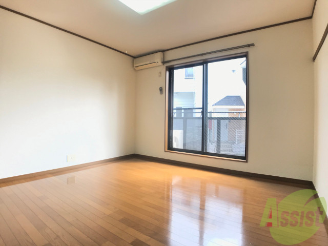 その他設備　明るい光が差し込む素敵なお部屋ですね～。
