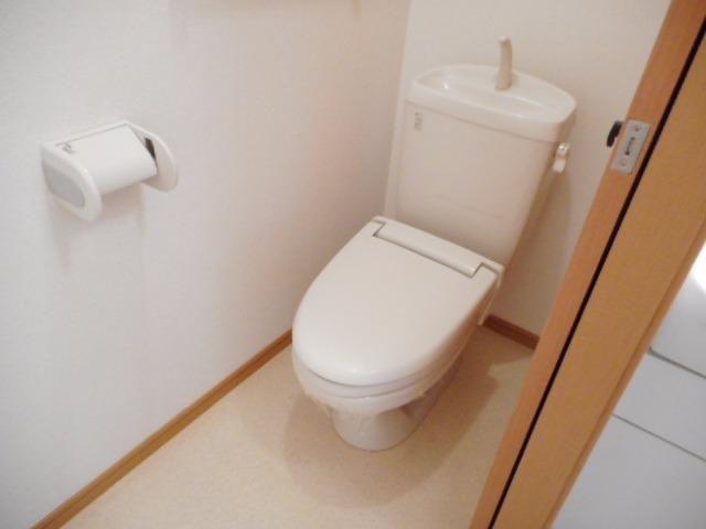名鉄広見線 顔戸駅 徒歩91分 2階建 築20年のトイレ写真