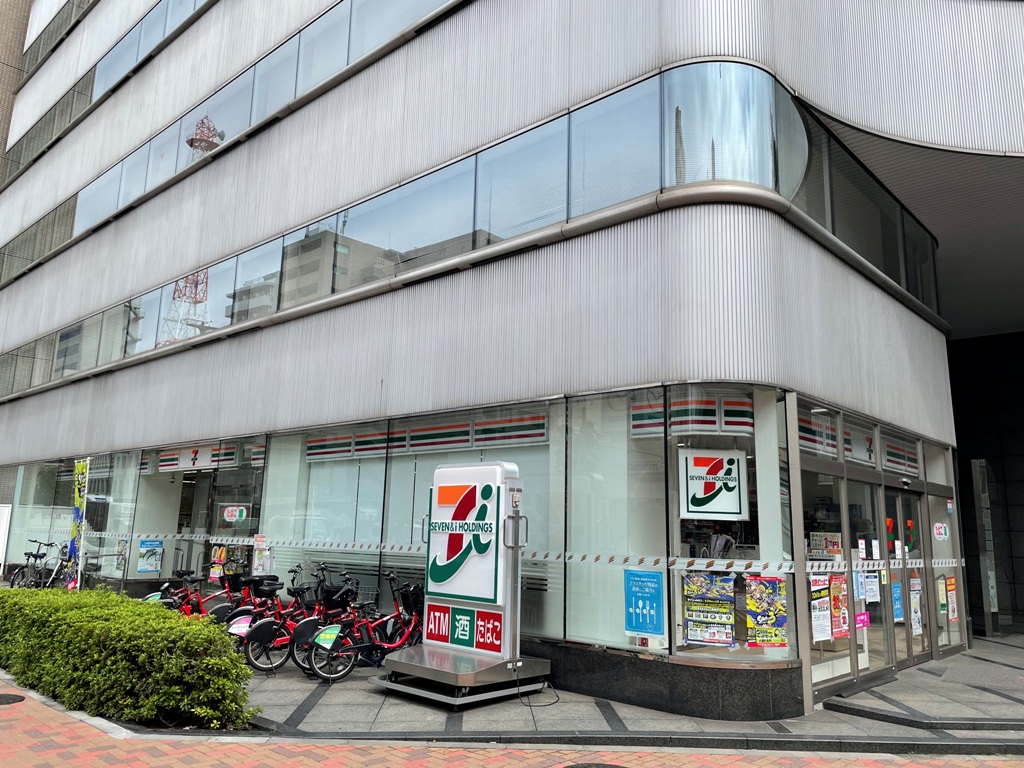 コンビニ　セブンイレブン品川西五反田3丁目店（コンビニ）まで163m