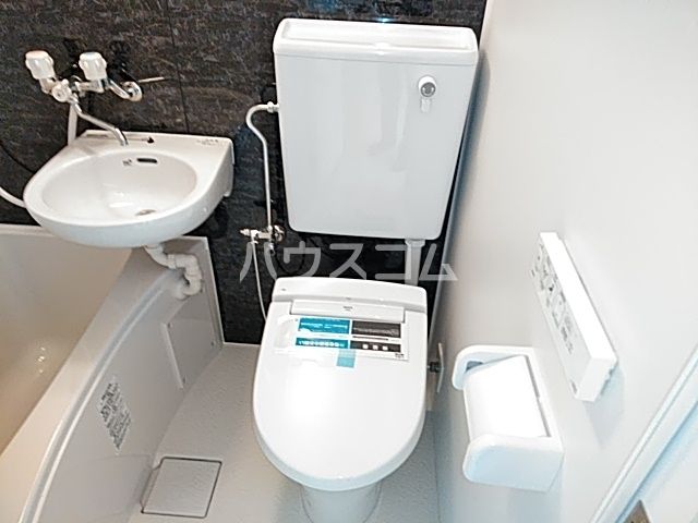 ユナイト日吉クイーンマカダミアのトイレ写真