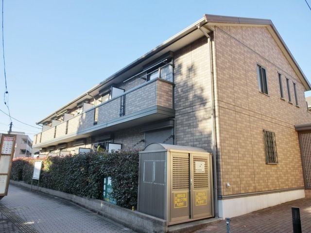 建物外観　★狛江駅徒歩１０分・南向きの日当たりの良好です★