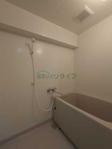 バス・シャワールーム　別部屋の参考写真になります。