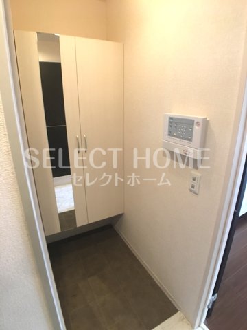 玄関　同型タイプ