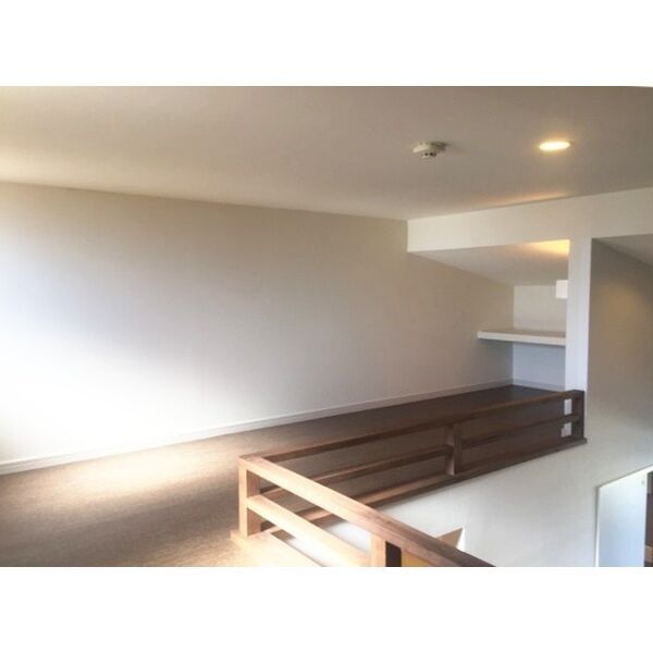 ロワール名古屋の居間写真