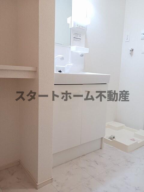 洗面設備　脱衣スペースもあります