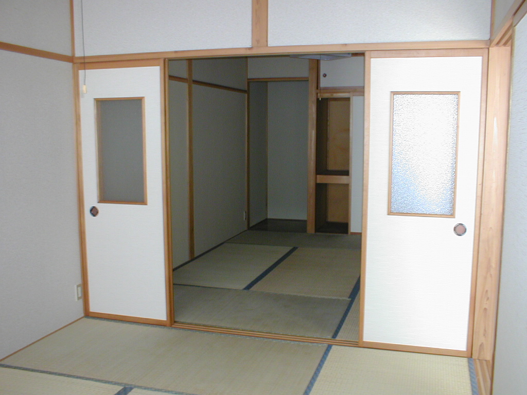 ドーエル152の居間写真