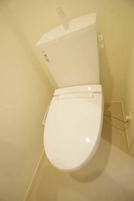 リブリ・フローラ東林間のトイレ写真