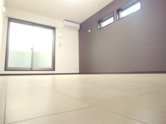 その他部屋・スペース　お洒落な広々洋室9.4帖の洋室です☆