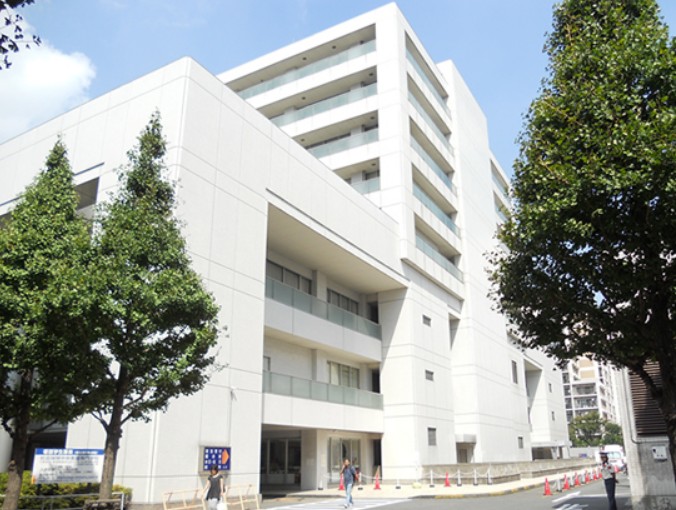 病院　社会保険中央総合病院（病院）まで955m