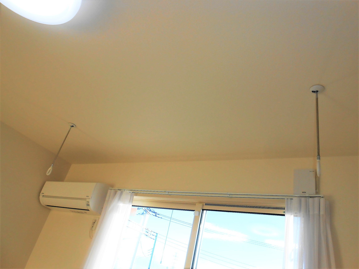 その他設備　※照明は付きません。室内物干し機です！雨の日に活躍します。