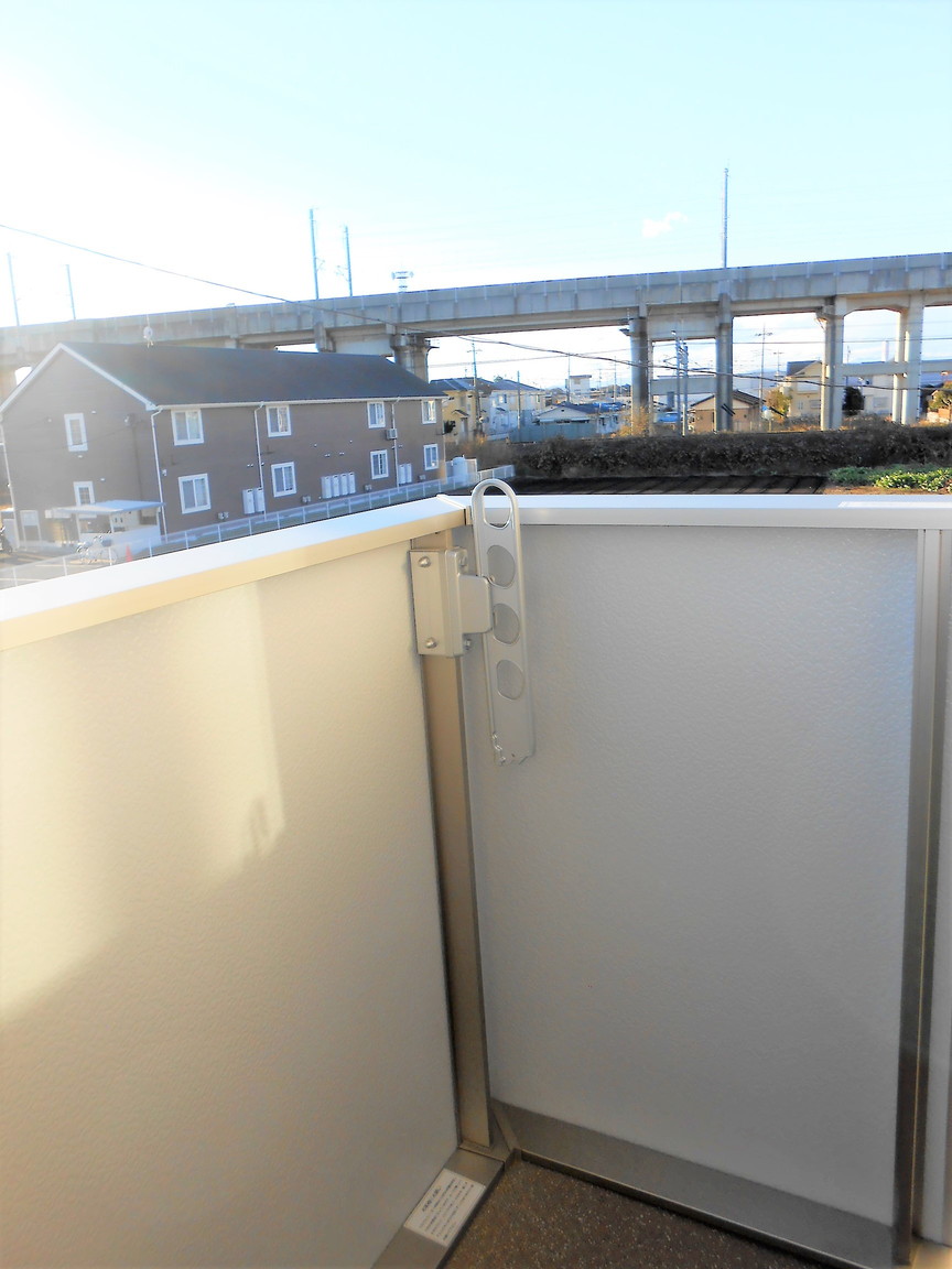 バルコニー　南面バルコニーで日当たり良好！