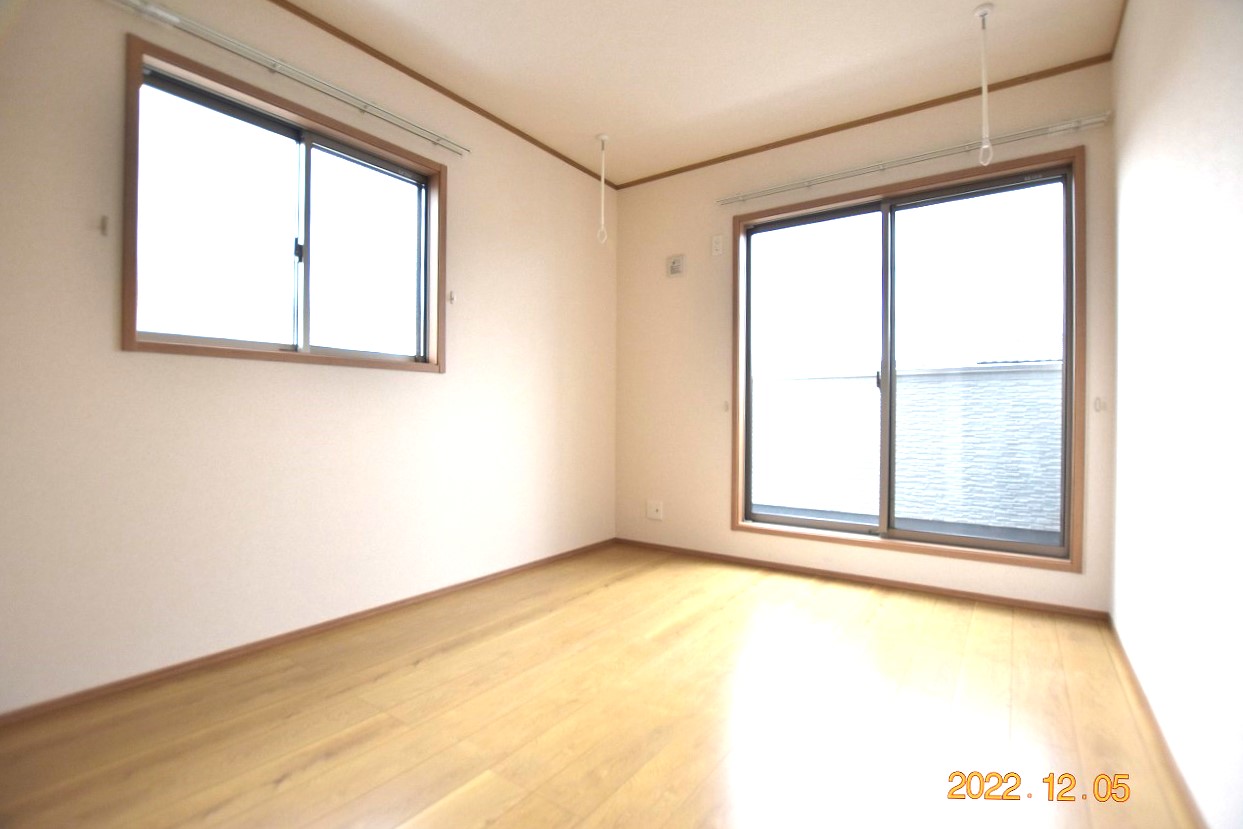 バルコニー　築浅戸建★仲介手数料50％割引（個人）★ネット使用料不要★