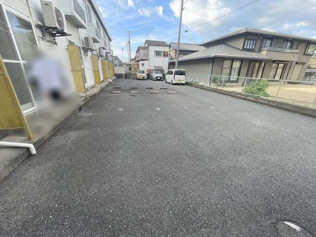 駐車場　エントランス