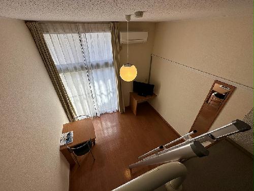 その他　寝室からの居間の景色です。