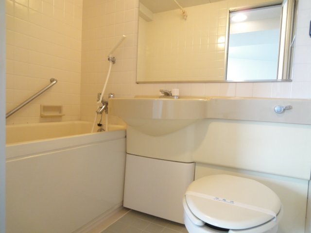 バス・シャワールーム