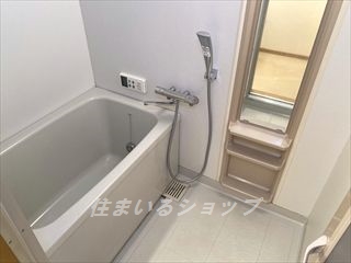 バス・シャワールーム　追い焚き機能付き