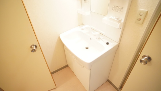 洗面設備　洗髪洗面化粧台