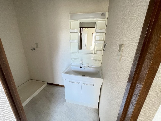 洗面設備　嬉しい独立洗面台