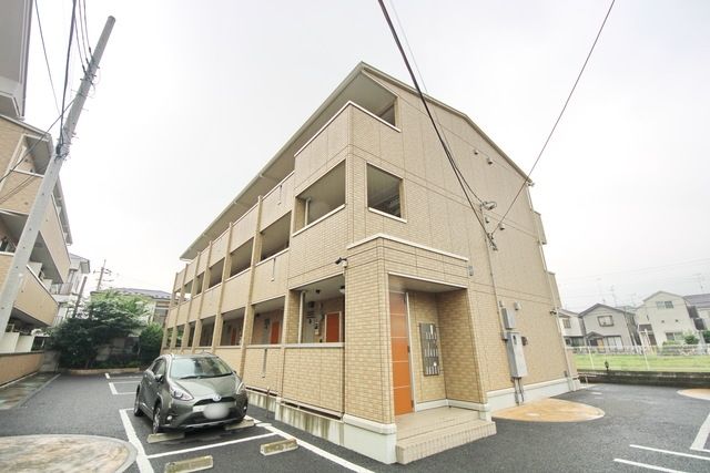 神奈川県相模原市南区東林間２の賃貸アパートの外観